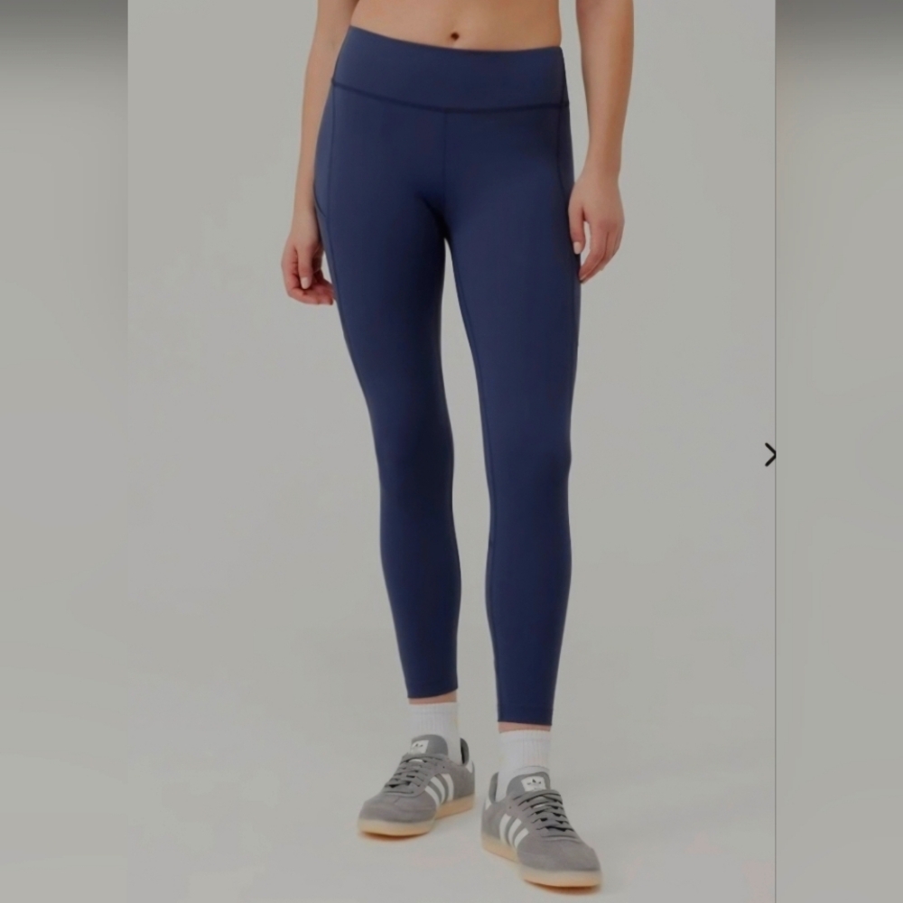 Outdoor Voices SuperForm 7/8 Leggings Dark Blue Size Large